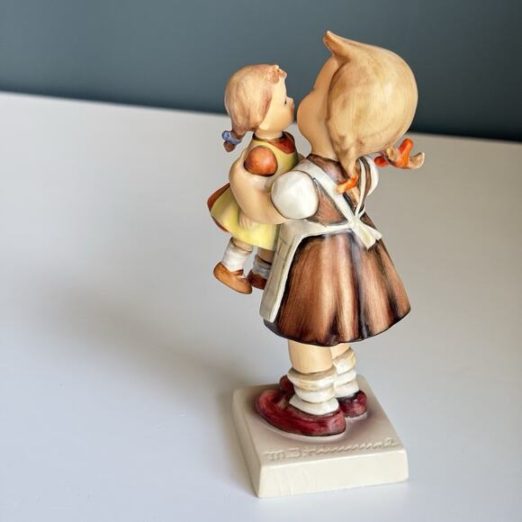 RARE Goebel Hummel KISS ME with SOCKS #311 - TMK4 - Old Style - West Germany - Picture 3 of 6